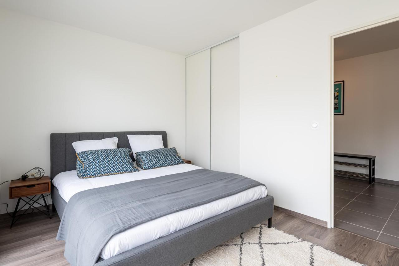 Appartement De Standing Avec Grande Terrasse Villeurbanne Ngoại thất bức ảnh