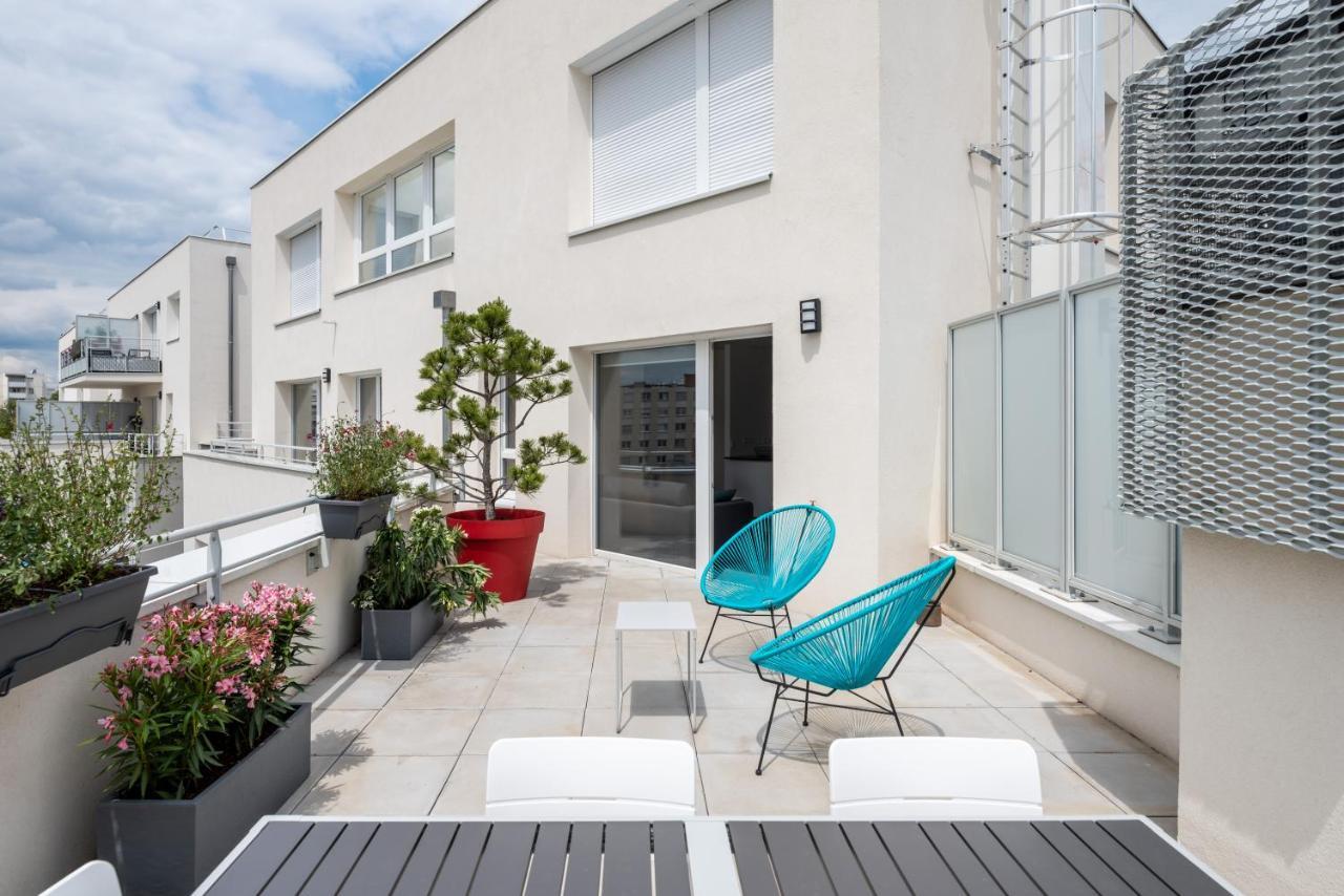 Appartement De Standing Avec Grande Terrasse Villeurbanne Ngoại thất bức ảnh
